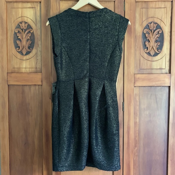 Forever 21 Party/Holiday Dress Size Medium - Picture 2 of 2